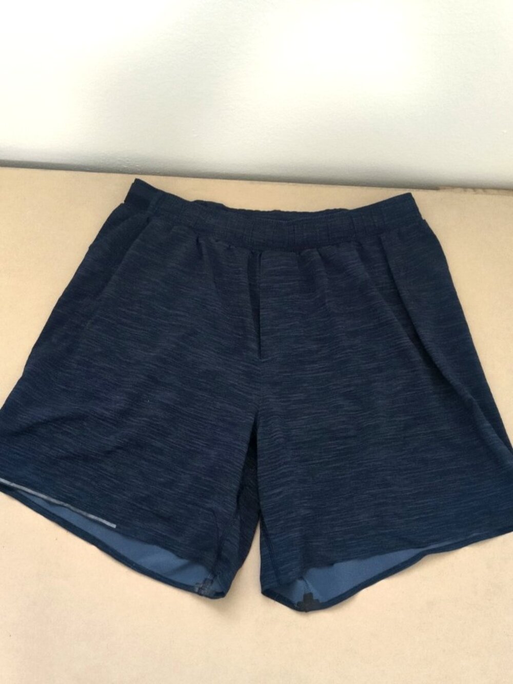 Lululemon Shorts Mens Medium Blue Surge Lined Training Performance Stretch